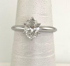 1.02 Carat Oval Diamond Solitaire Ring, 14 Karat White Gold VS1, K