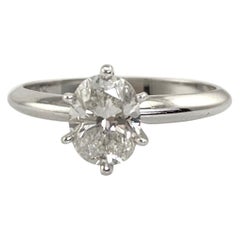 1.02 Carat Oval Diamond Solitaire Ring, 14 Karat White Gold VS1, K