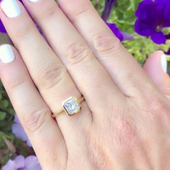 1.02 Carat Radiant Cut Diamond in Custom 18 Karat Yellow Gold Mounting