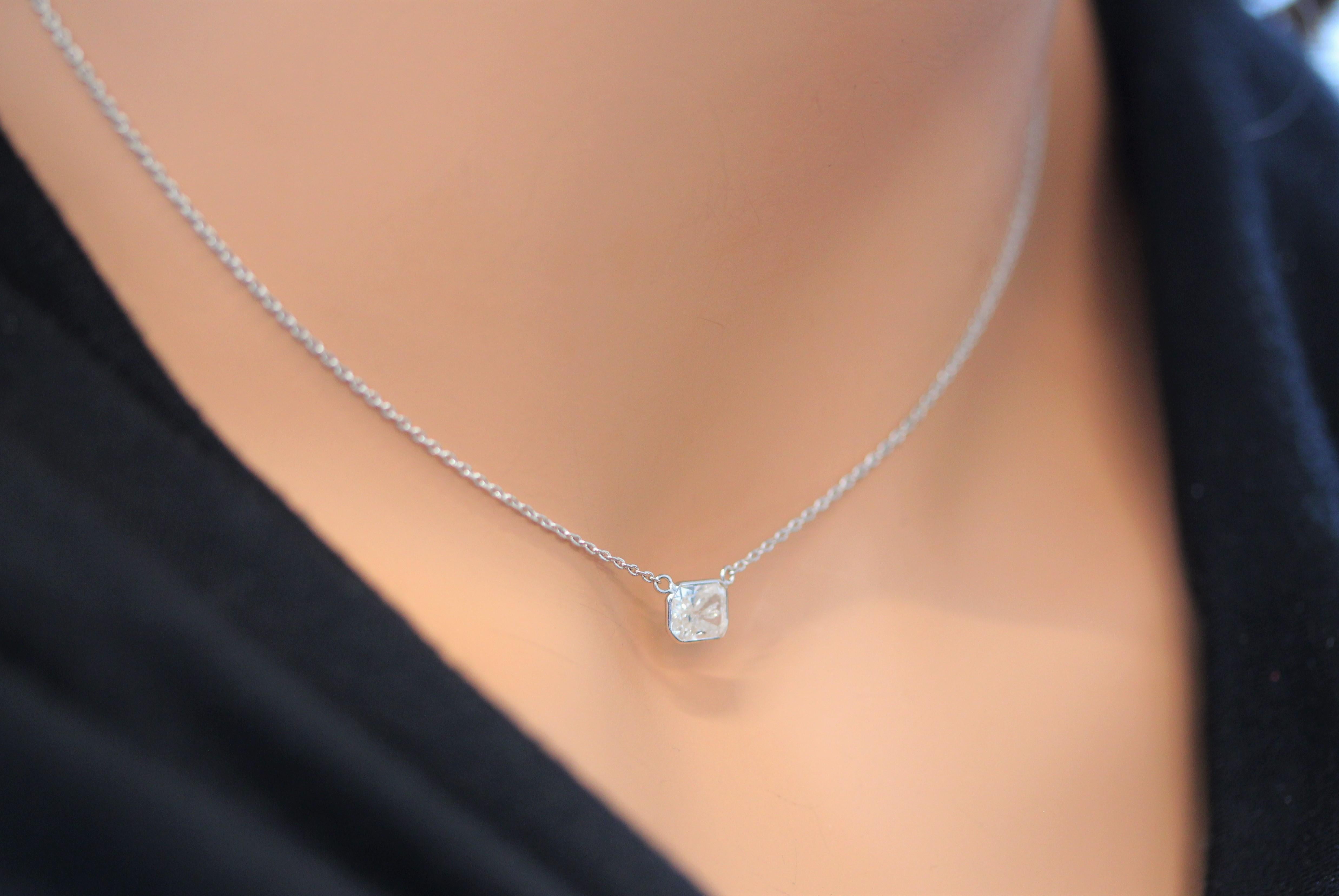 1.02 Carat Radiant Diamond Handmade Solitaire Necklace In 14k White Gold In New Condition For Sale In Chicago, IL