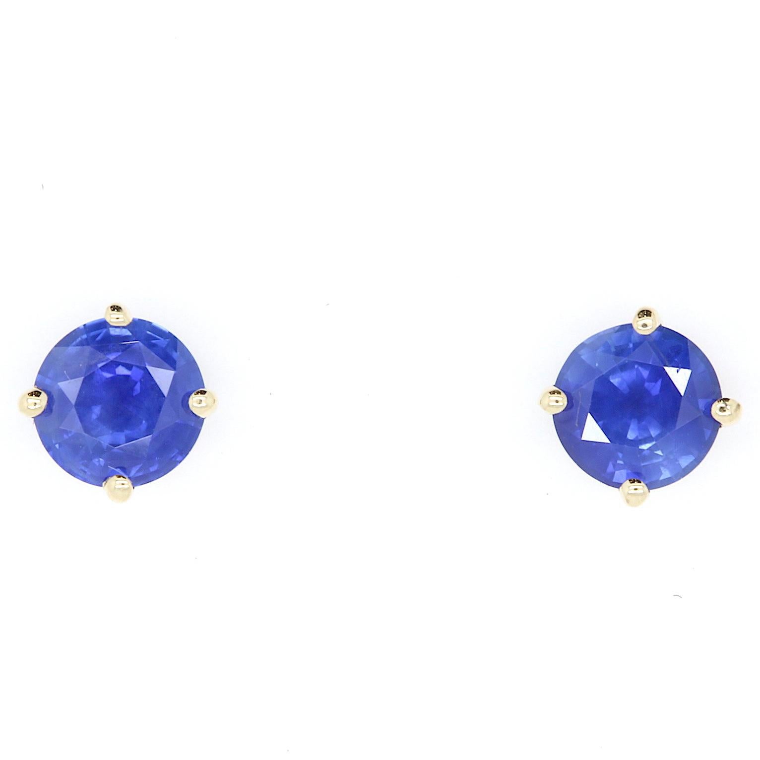 1.02 Carat Round Blue Sapphire Stud Earrings
