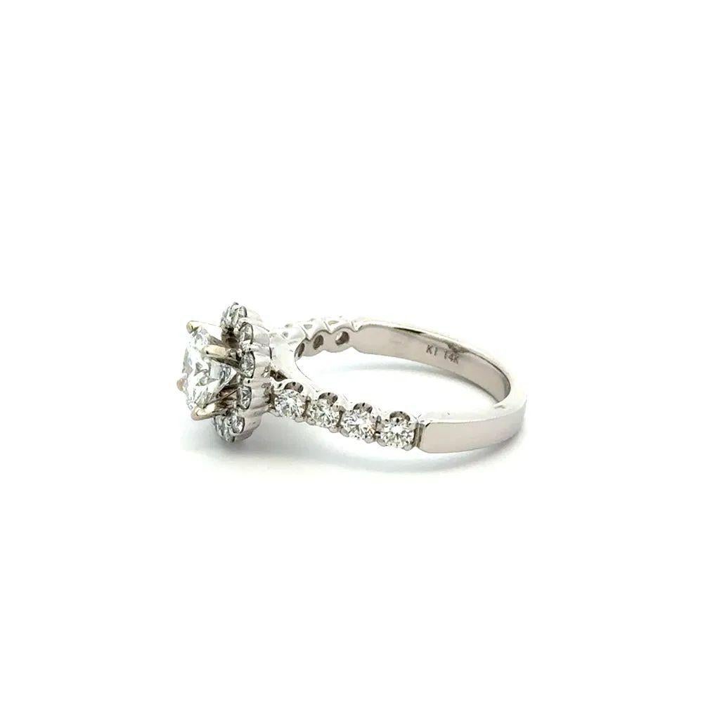 Women's 1.02 Carat Round Brilliant Cut D-VVS2 GIA Diamond Gold Solitaire Cocktail Ring For Sale