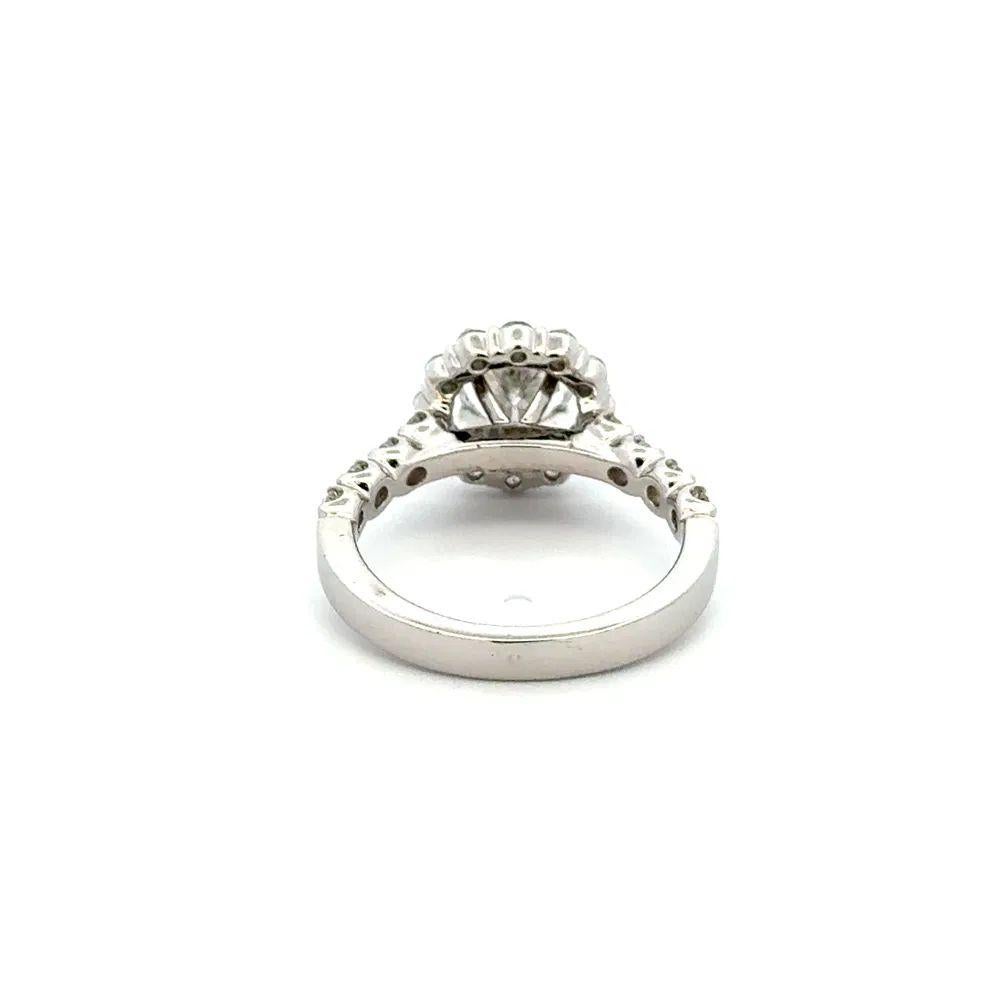 1.02 Carat Round Brilliant Cut D-VVS2 GIA Diamond Gold Solitaire Cocktail Ring For Sale 1