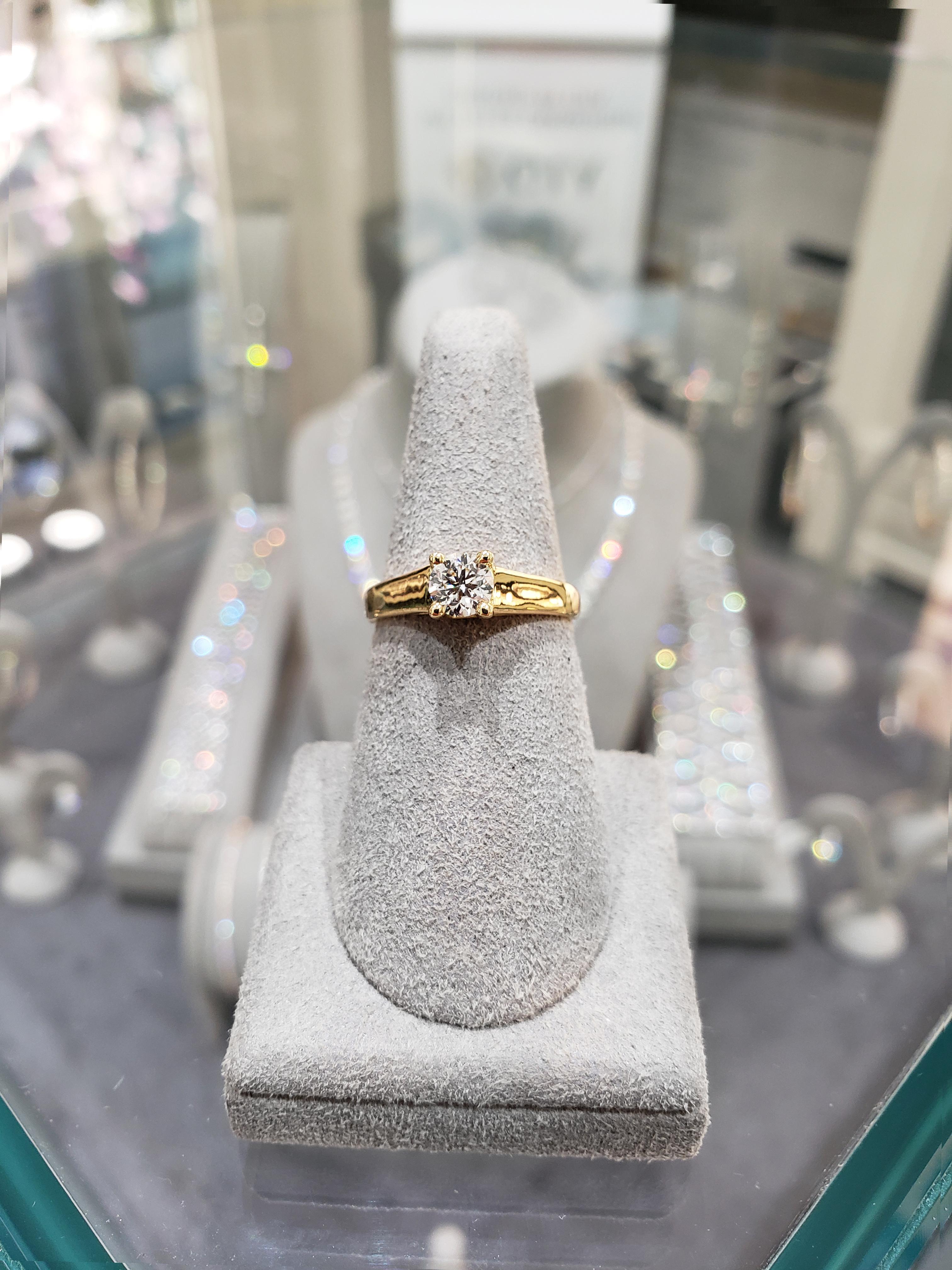 Women's Roman Malakov 1.02 Carats Brilliant Round Diamond Solitaire Engagement Ring For Sale