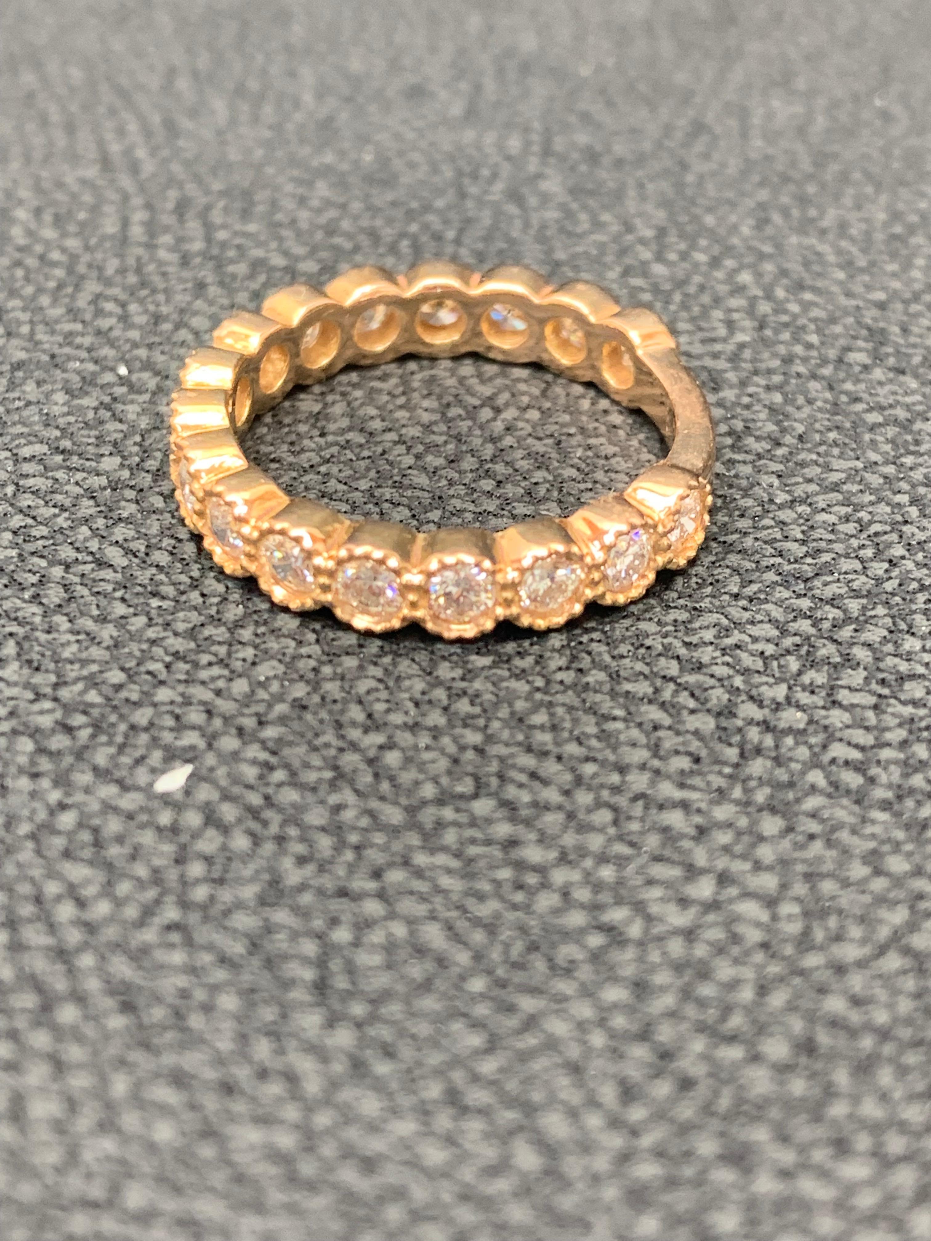 1.02 Carat Round Diamond Wedding Band in 14K Rose Gold For Sale 2