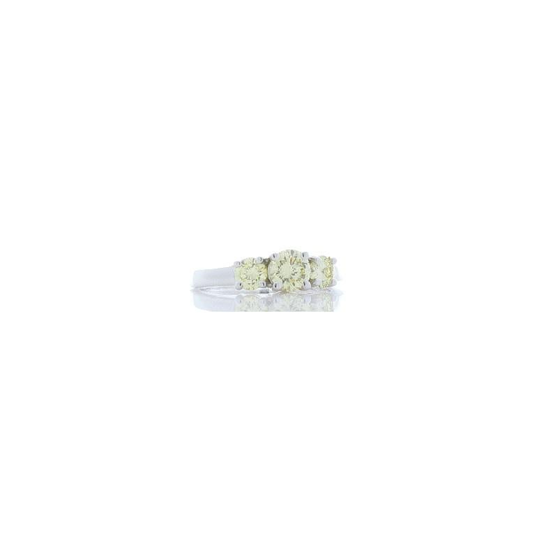 1.02 Carat Total Yellow Diamond Three-Stone Cocktail Ring in White Gold In New Condition In Chicago, IL