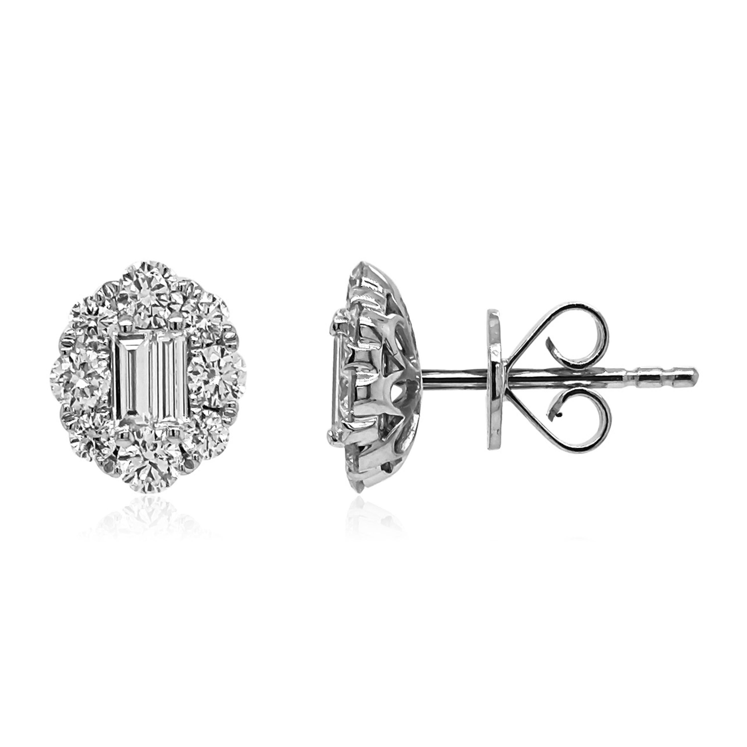 20 White Diamonds: 1.02 Carats
Metal: 18K White Gold, 2.27 Grams
