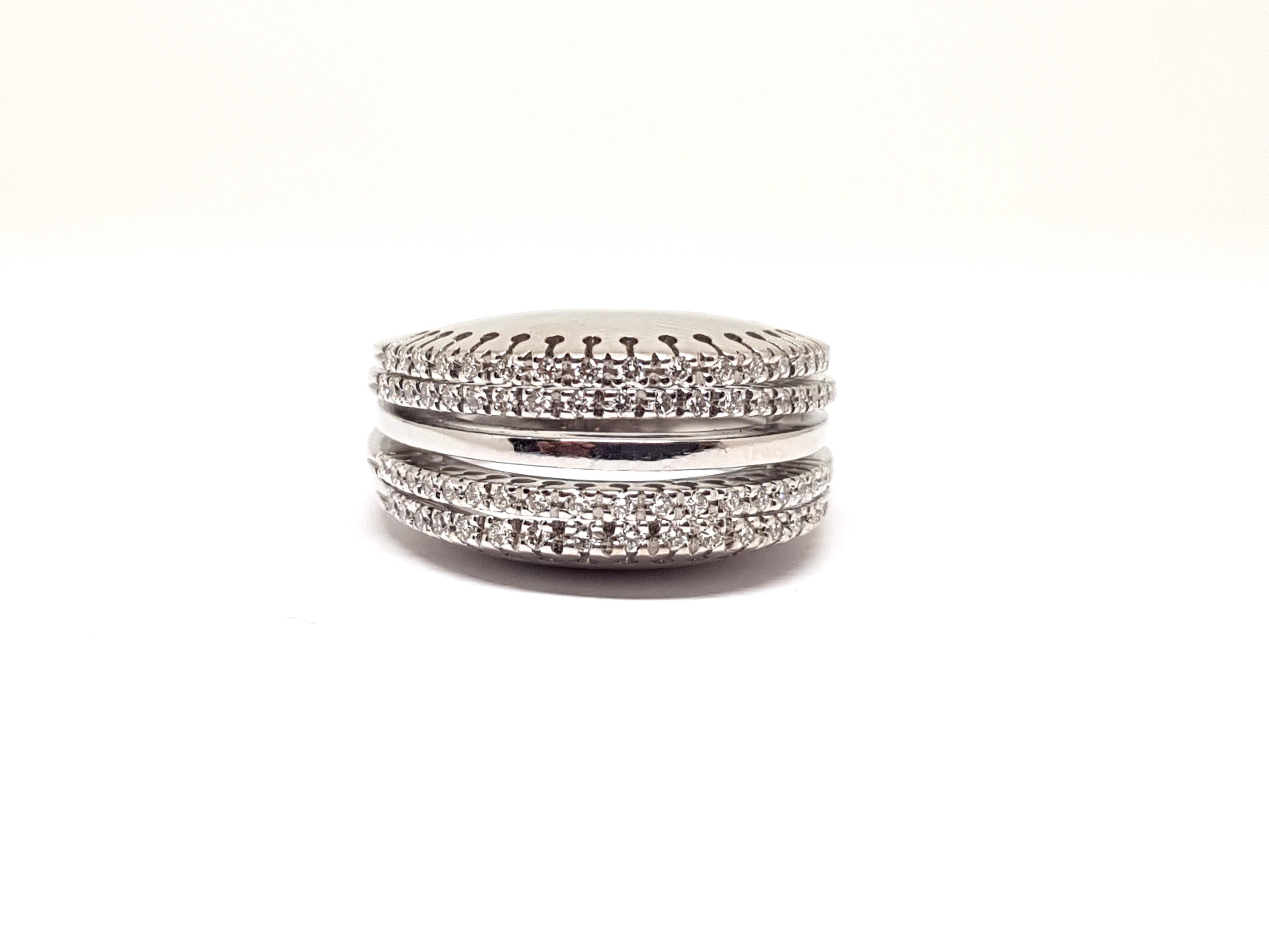 Contemporary 1.02 Carat White Gold Diamond Cocktail Ring For Sale