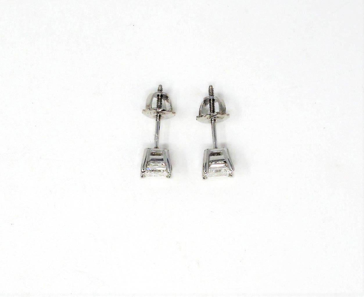 Women's or Men's 1.02 Carat Total Princess Cut Solitaire Diamond Stud Earrings in Platinum VS1