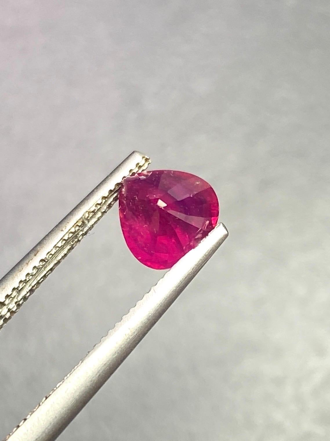 1.02 Ct AIGS Certificate Unheated Burma Ruby Pigeon Blood color For Sale 5