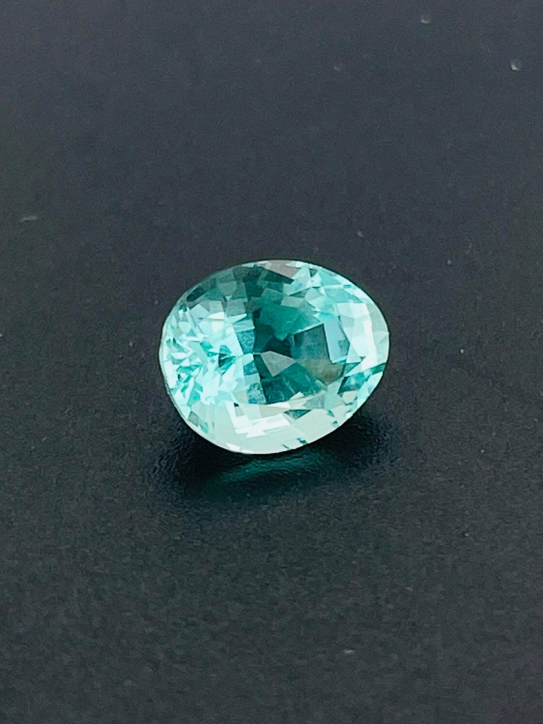 1,02 Karat GIA-Zertifikat kein Öl Smaragd Russland Neonfarbe Auge saubere Klarheit (Brillantschliff) im Angebot