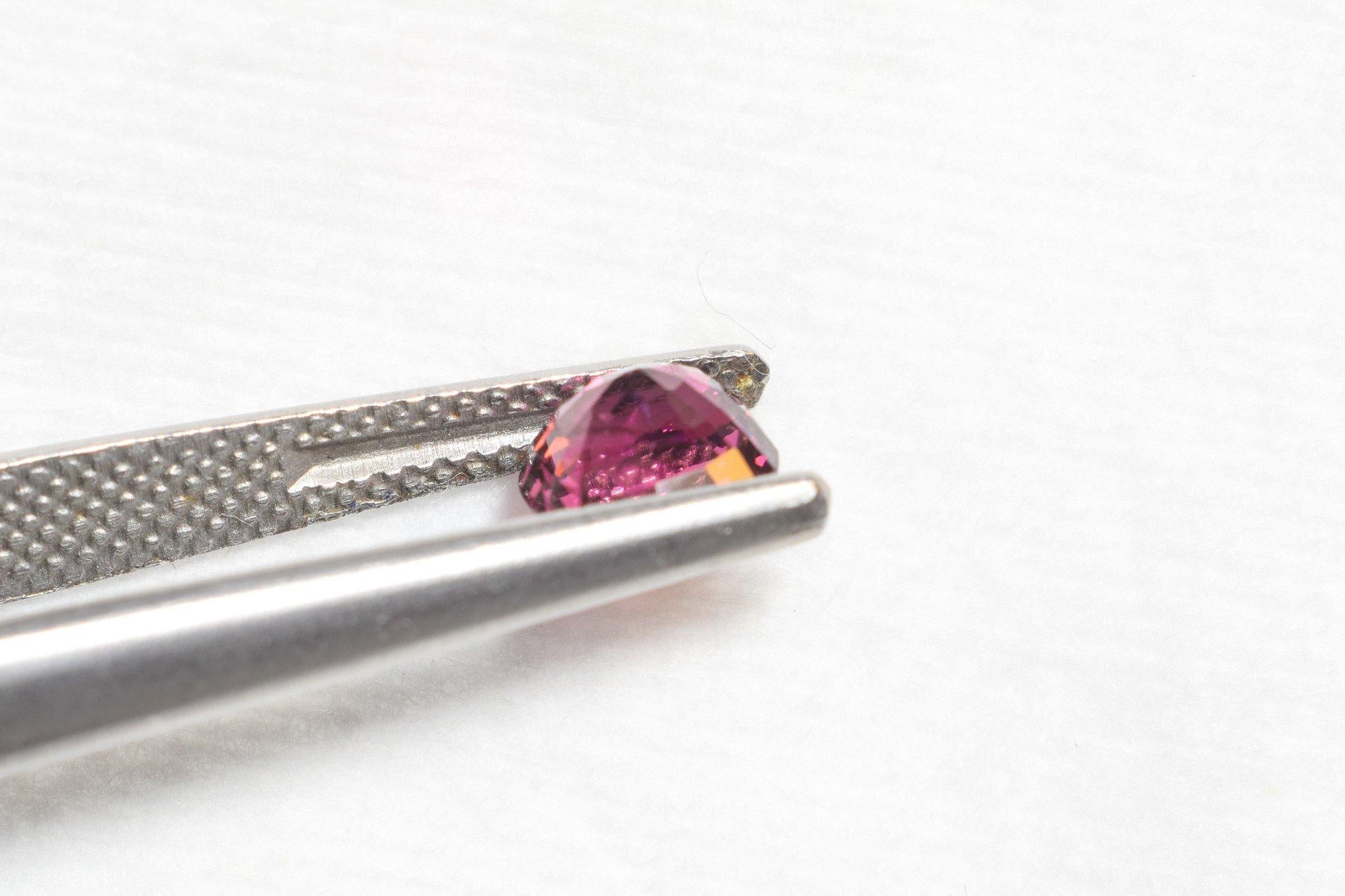 1,02 ct  Natürlicher lila Spinell Edelstein Loser Edelstein – anpassbarer Ring für Damen oder Herren im Angebot