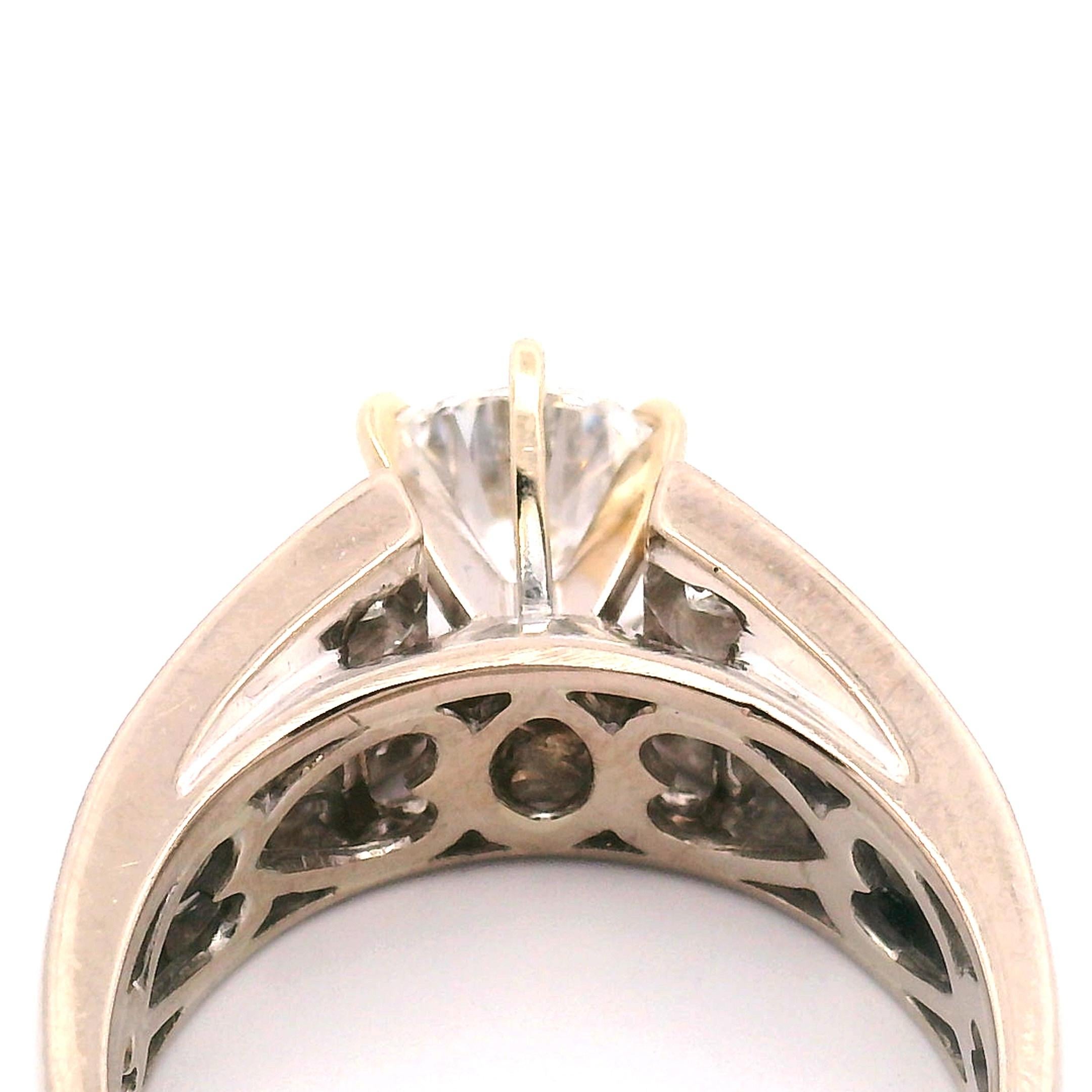 1,02 ct. Anello di fidanzamento con diamante rotondo in vendita 1