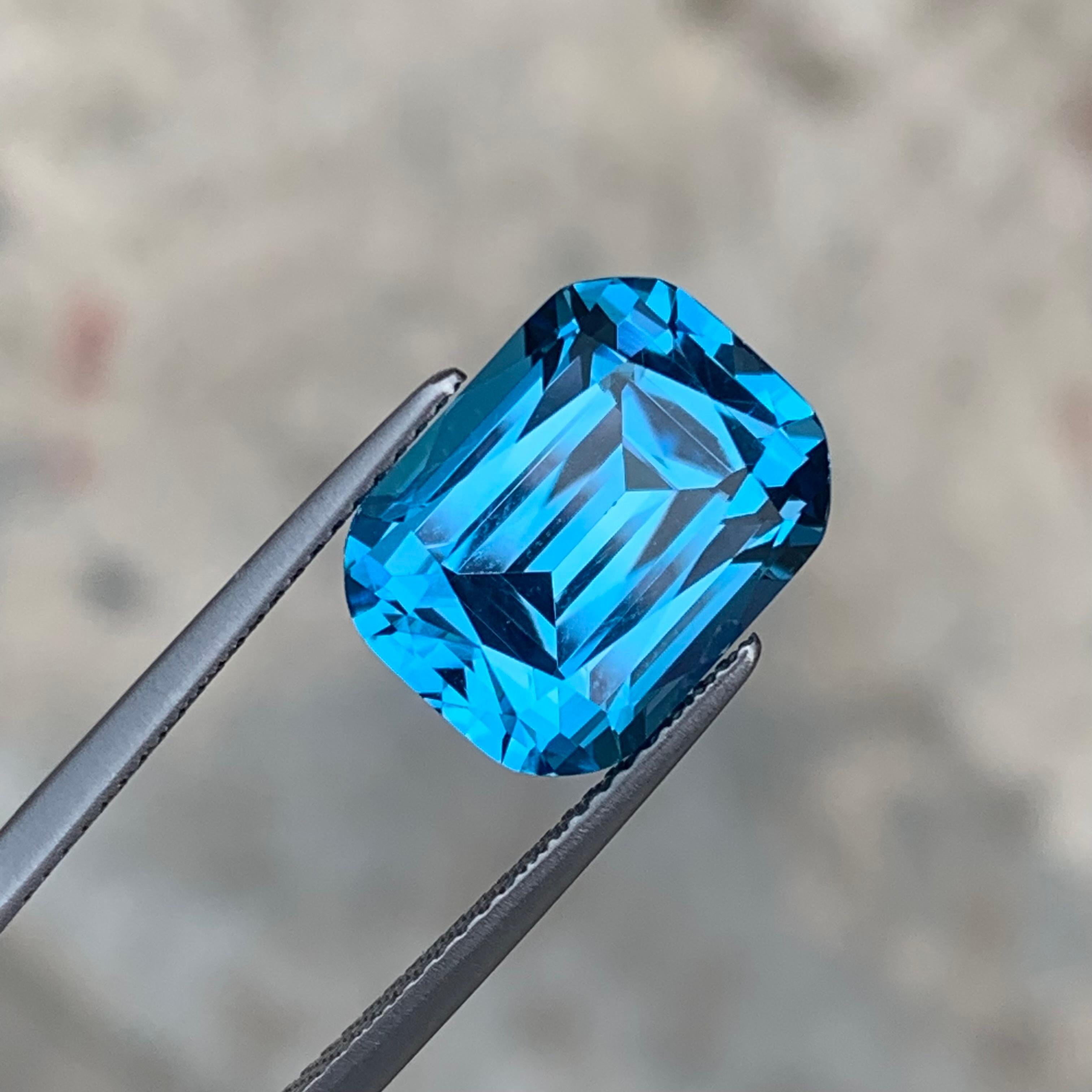 10.20 Carat Loose Electric Blue Topaz Long Cushion Shape for Jewelry Making For Sale 5