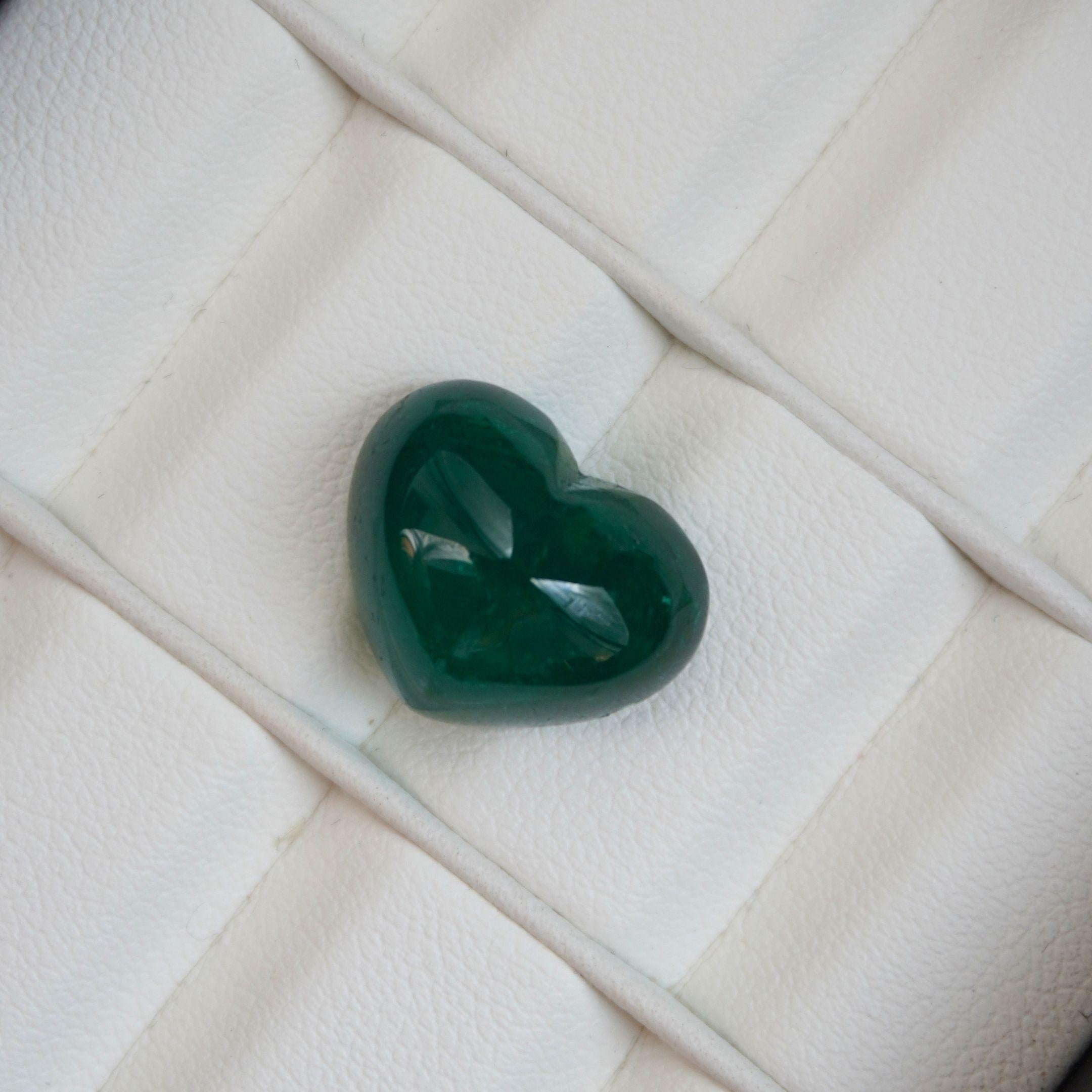 DETAILS
Emerald Weight: 10.20 CT
Measurements: 15.2 x 12.2 x 9 mm
Shape: Heart Cabochon
Color: Green
Hardness: 7.5 - 8
Birthstone: May
Natural

EMERALD BIRTHSTONE
The May birthstone, Emerald, was dedicated to Venus, the goddess of love and beauty.