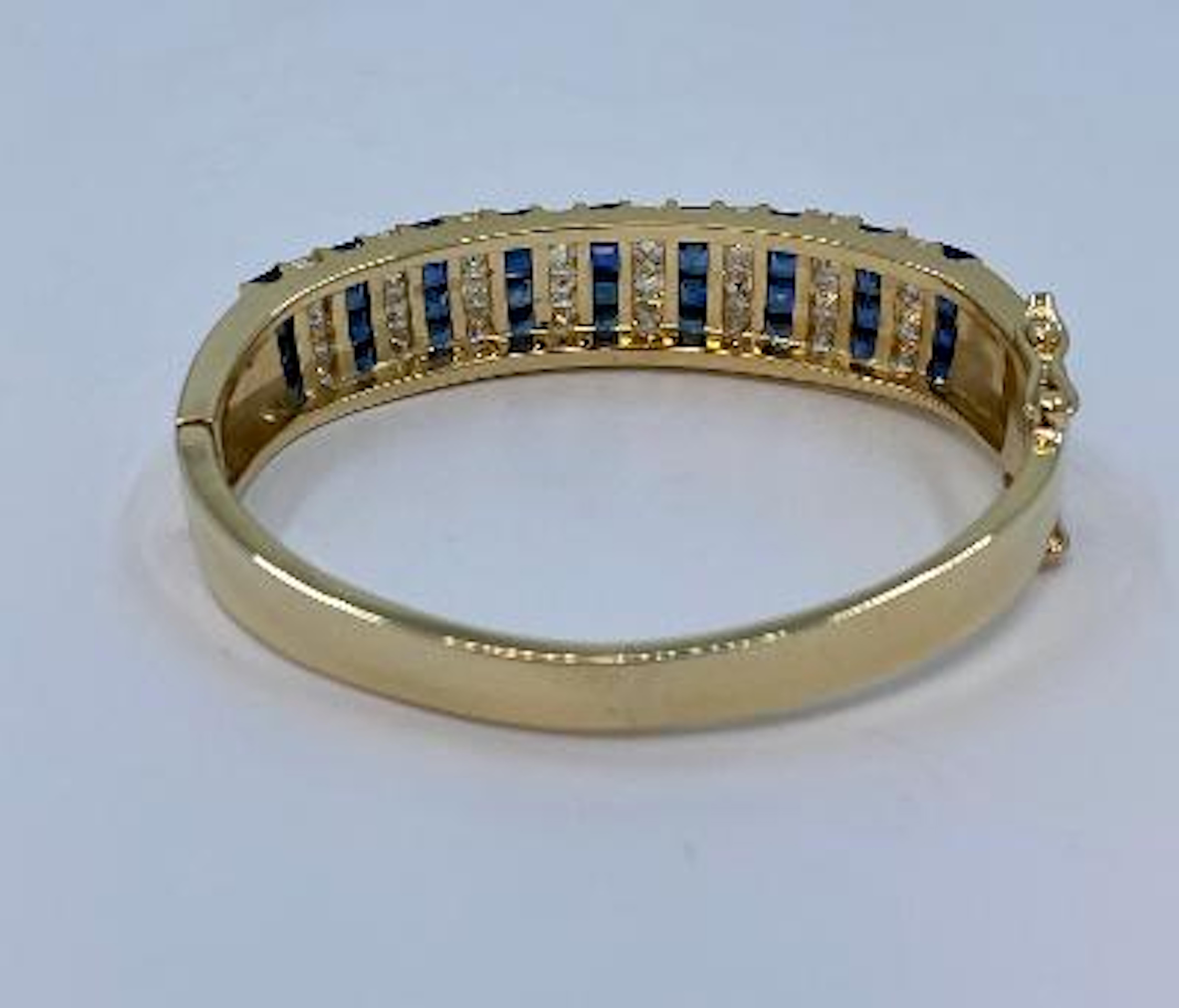 10.20 Carat Princess Cut Diamond and Sapphire Yellow Gold Bangle Bracelet 2
