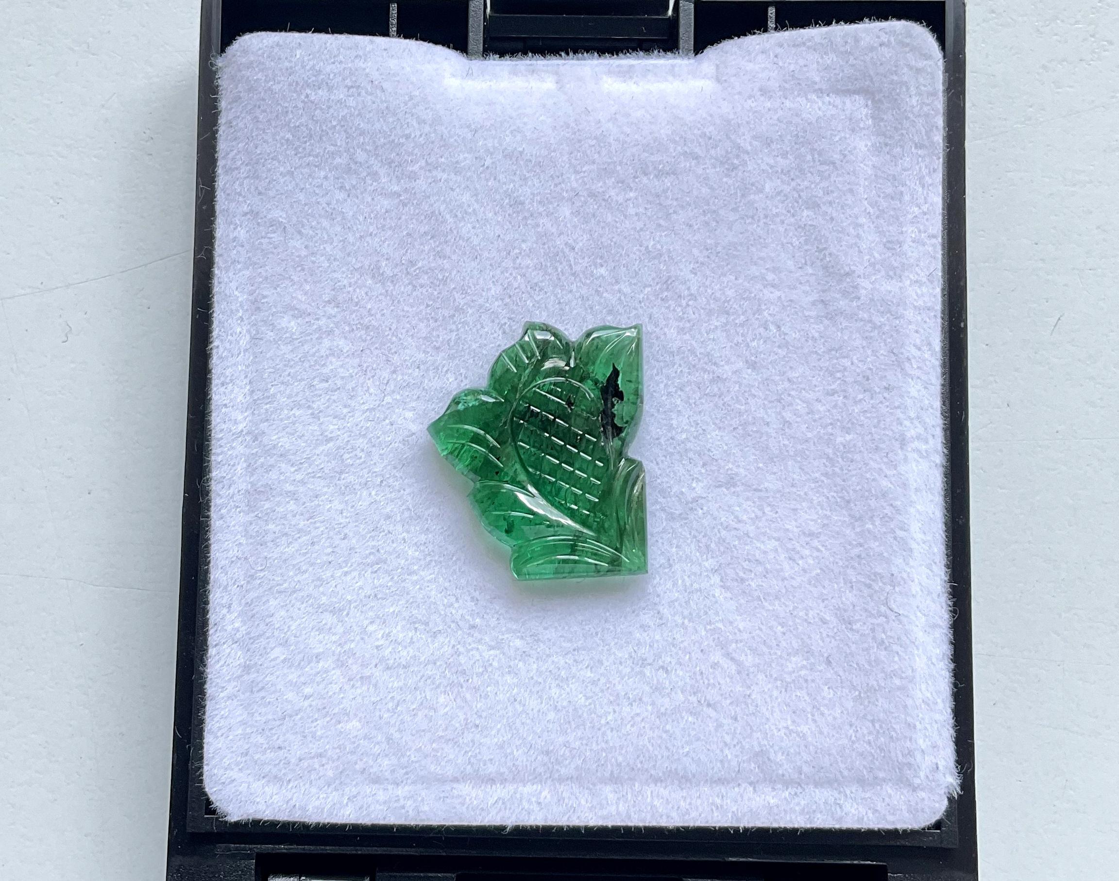 10.20 carats zambian flower carved for fine jewelry top quality natural gemstone

Weight: 10.20 Carats
Size: 16x19x4 MM
Pieces: 1
Shape: Carved flower