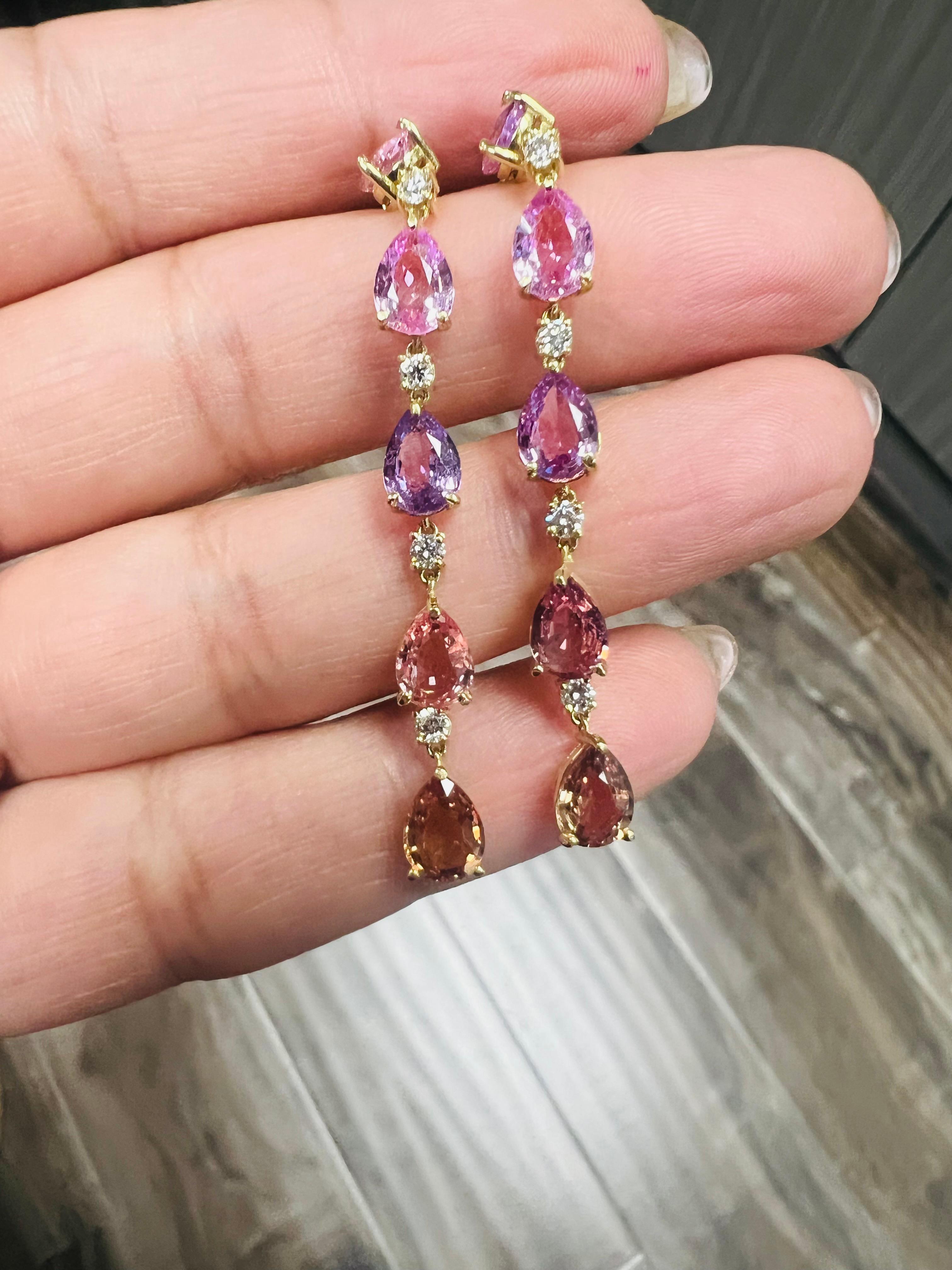 Boucles d'oreilles en or jaune 18 carats 10.21 carats saphir diamant en vente 2