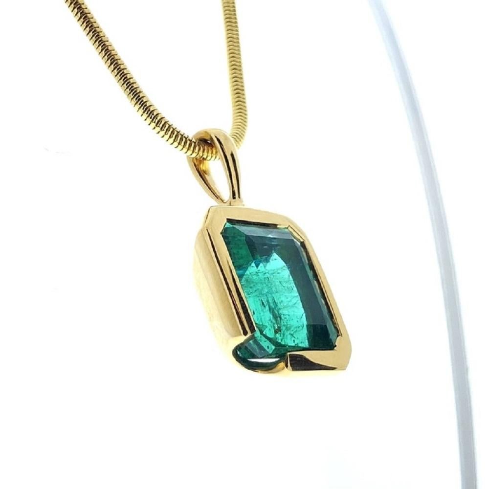 Emerald Cut 10.22 Carat Octagonal Step Emerald Fashion Pendant In 18K Yellow Gold For Sale