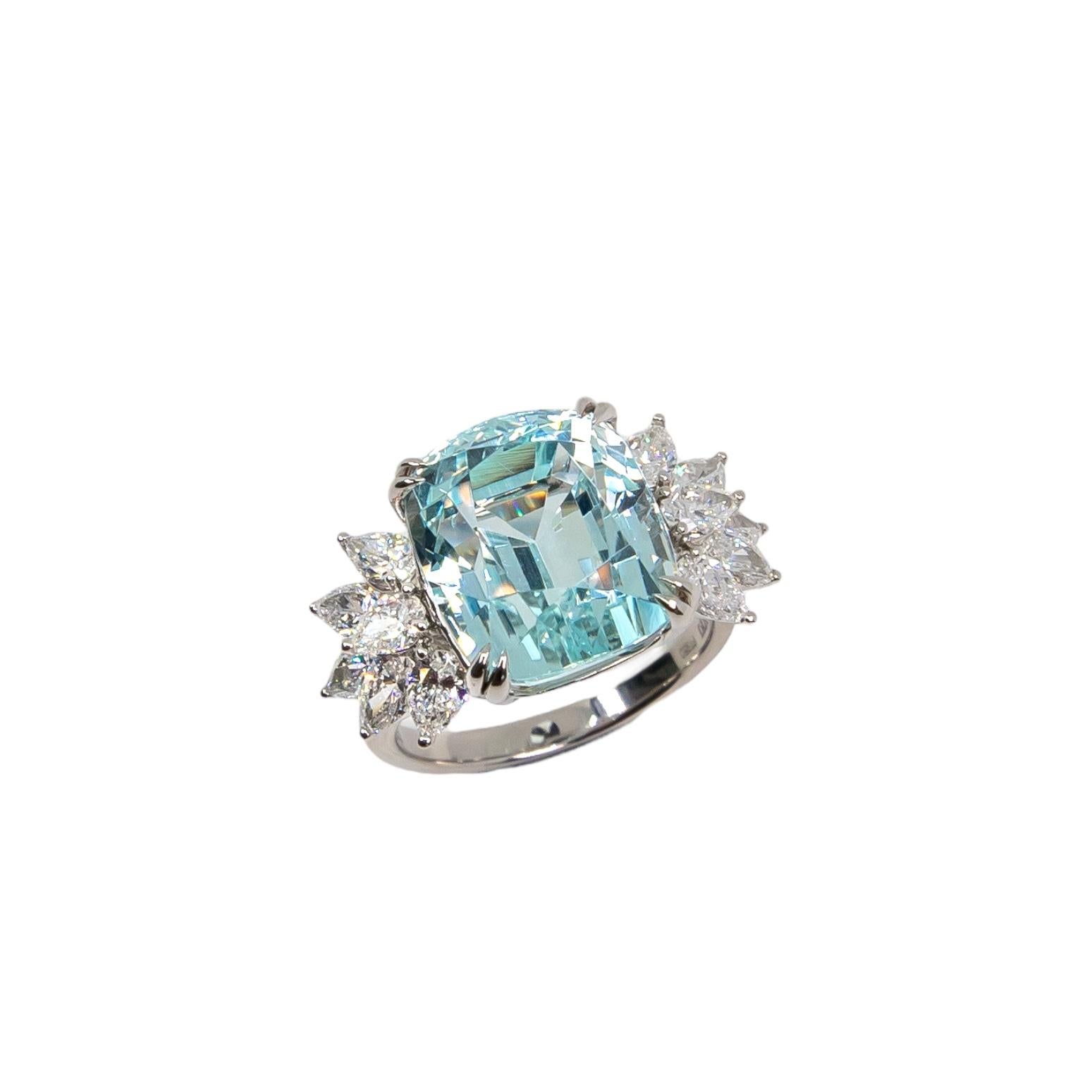 Women's 10.22ct Aquamarine and Diamond Cocktail Ring For Sale
