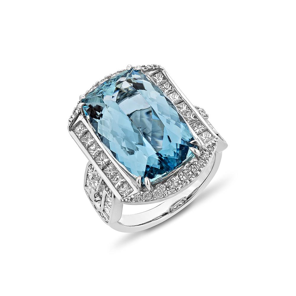 Contemporary 10.23 Carat Art Deco Aquamarine Ring in 18KWG with White Diamond.   For Sale