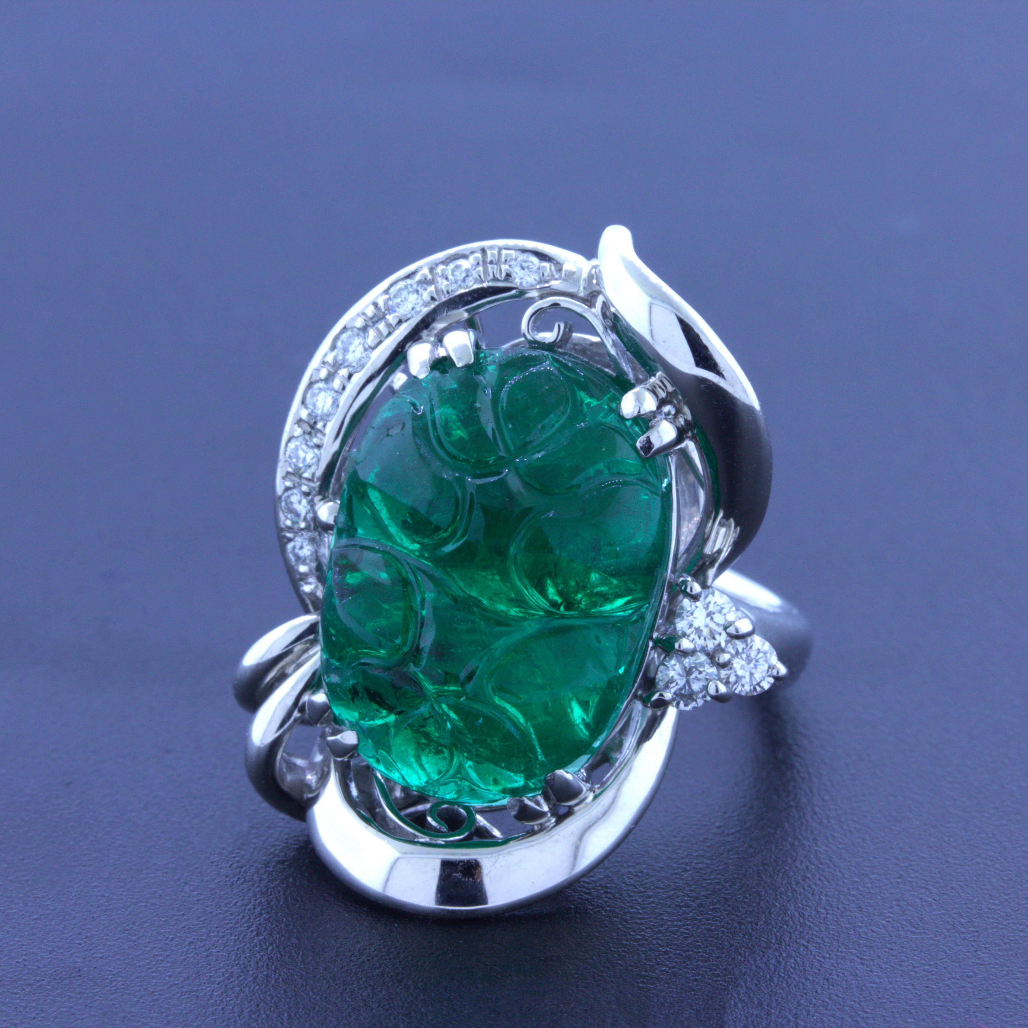 Cabochon 10.23 Carat Fine Carved Emerald Diamond Platinum Ring For Sale