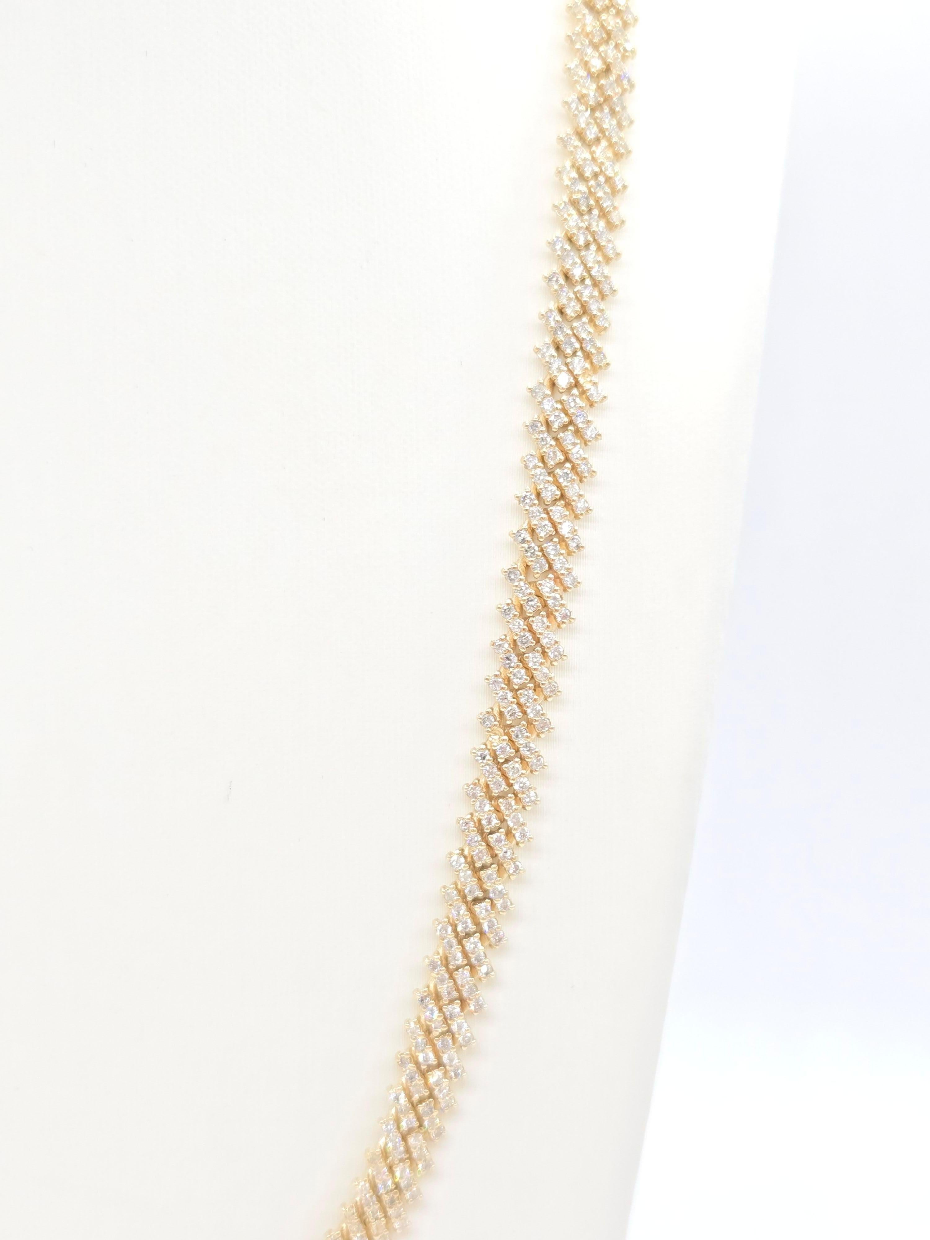 Taille ronde 10.23 Carats Natural Diamonds Cuban Necklace Chain 10 Karats Yellow Gold 20'' (Chaîne de collier cubaine en or jaune 10 carats) en vente