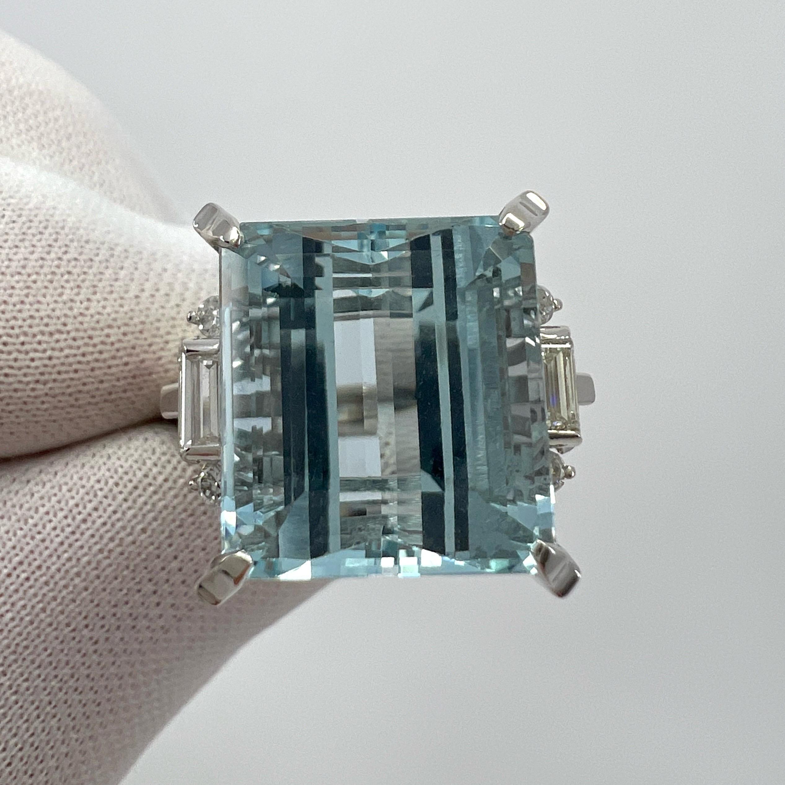 10.25 Carat Light Blue Emerald Cut Aquamarine And Diamond Platinum Art Deco Ring In Excellent Condition For Sale In Birmingham, GB