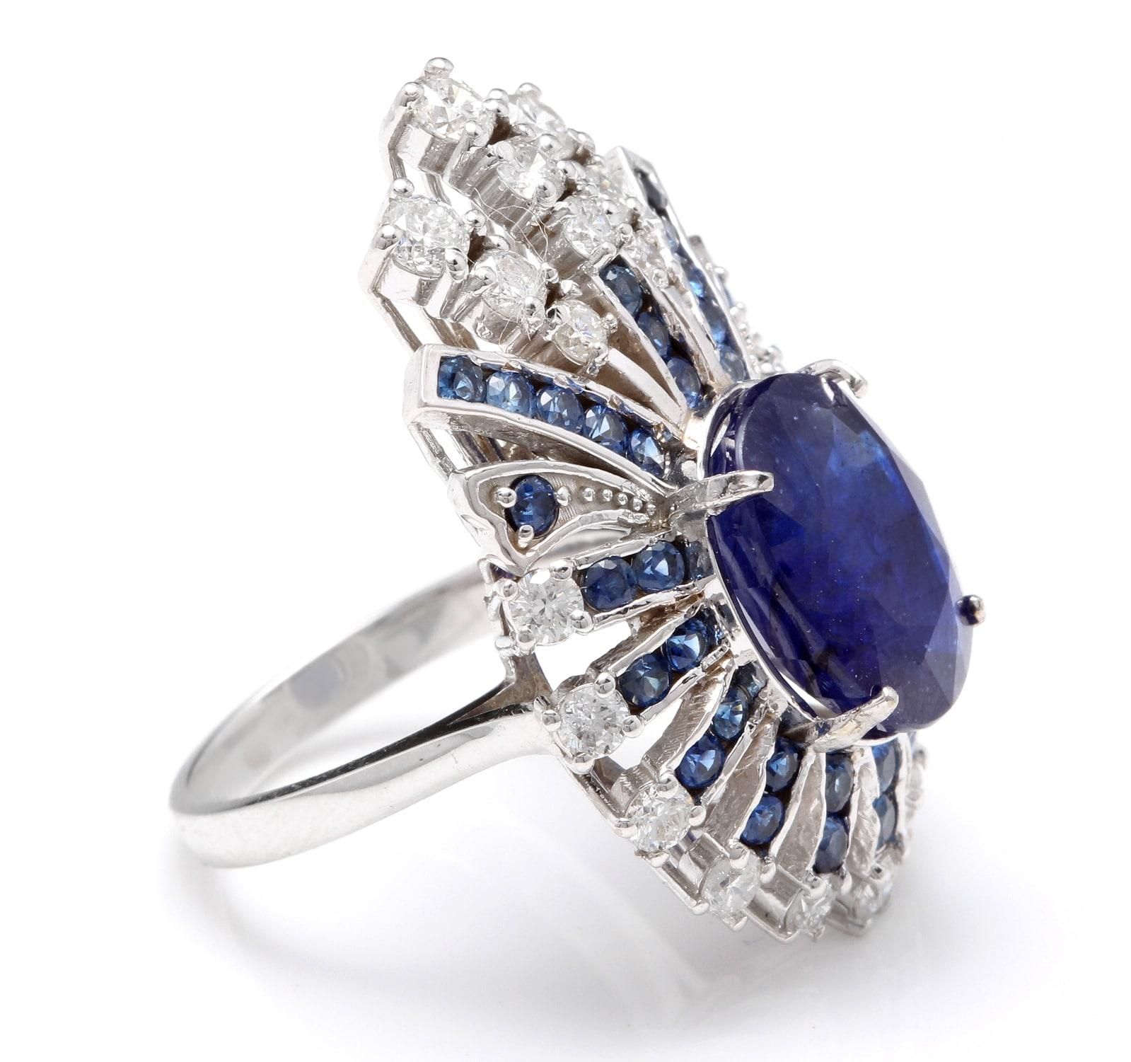 Round Cut 10.25 Carat Exquisite Natural Blue Sapphire and Diamond 14K Solid White Gold For Sale