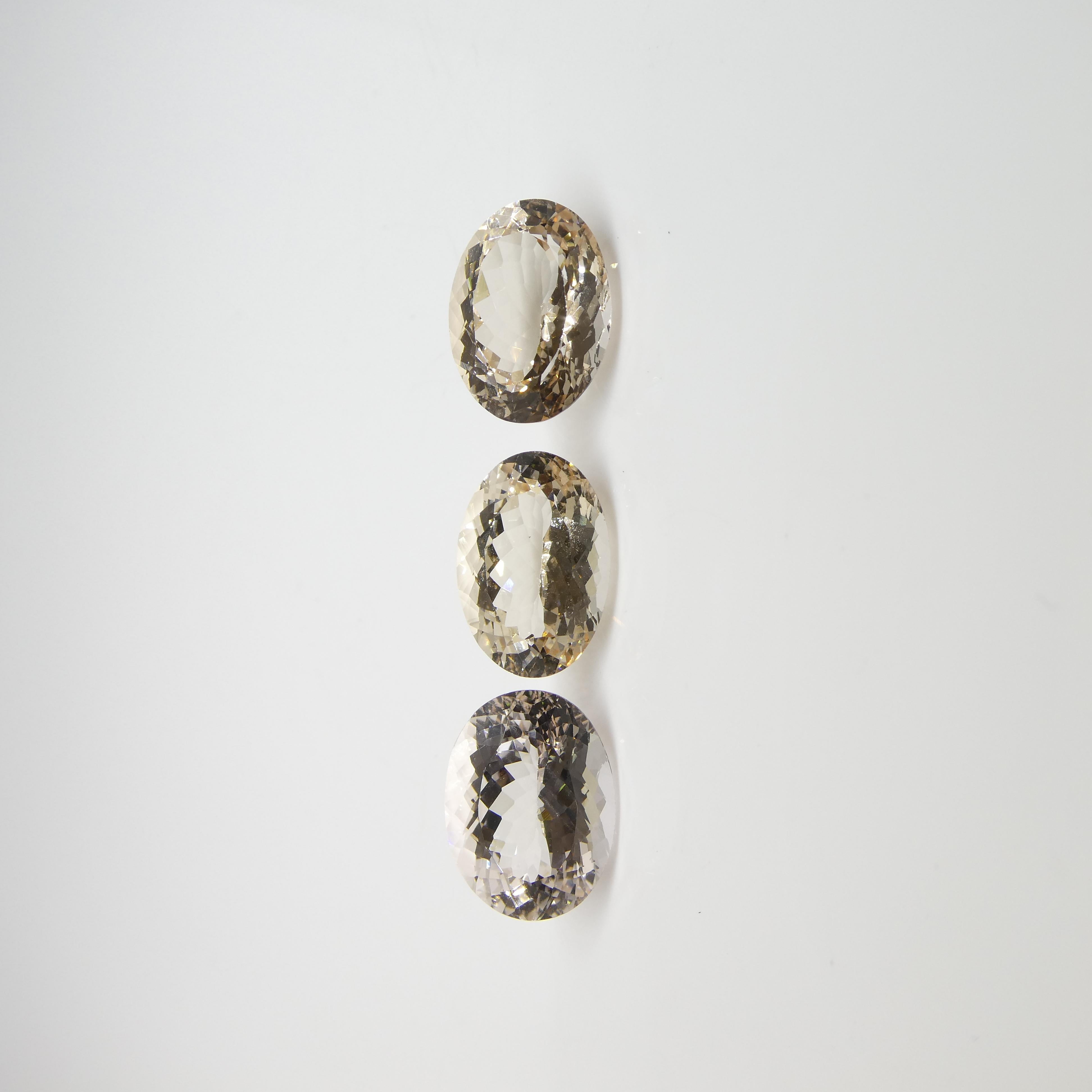 Taille brillant Paire de Morganite ovale 10.25 ct en vente