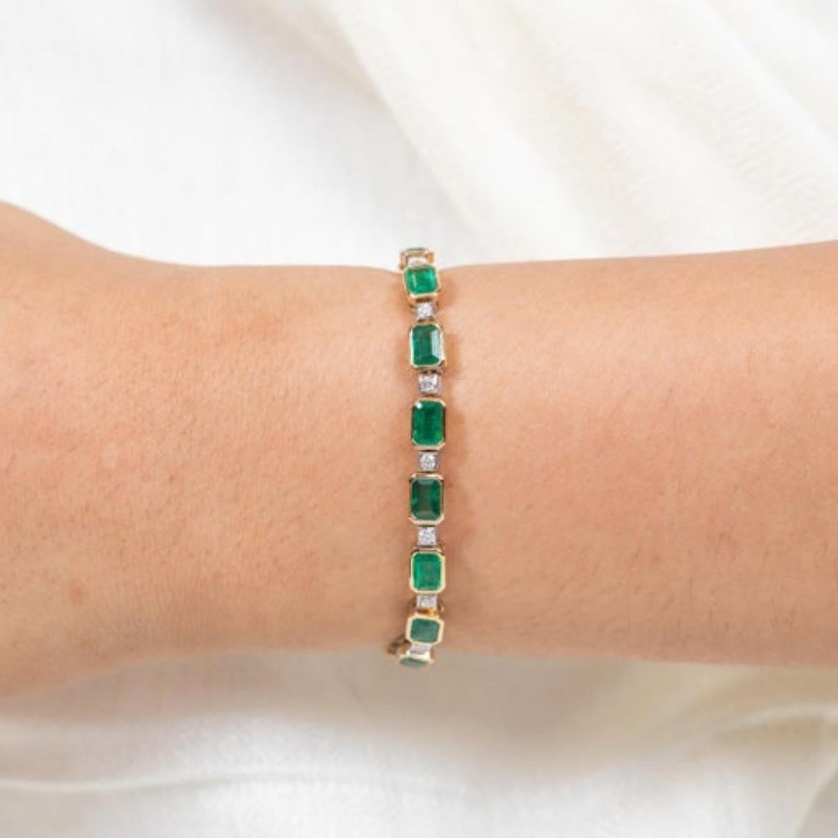 Bracciale tennis con smeraldo e diamante da 10,25 CTW in oro giallo 18k Gioielli da sposa in vendita 3