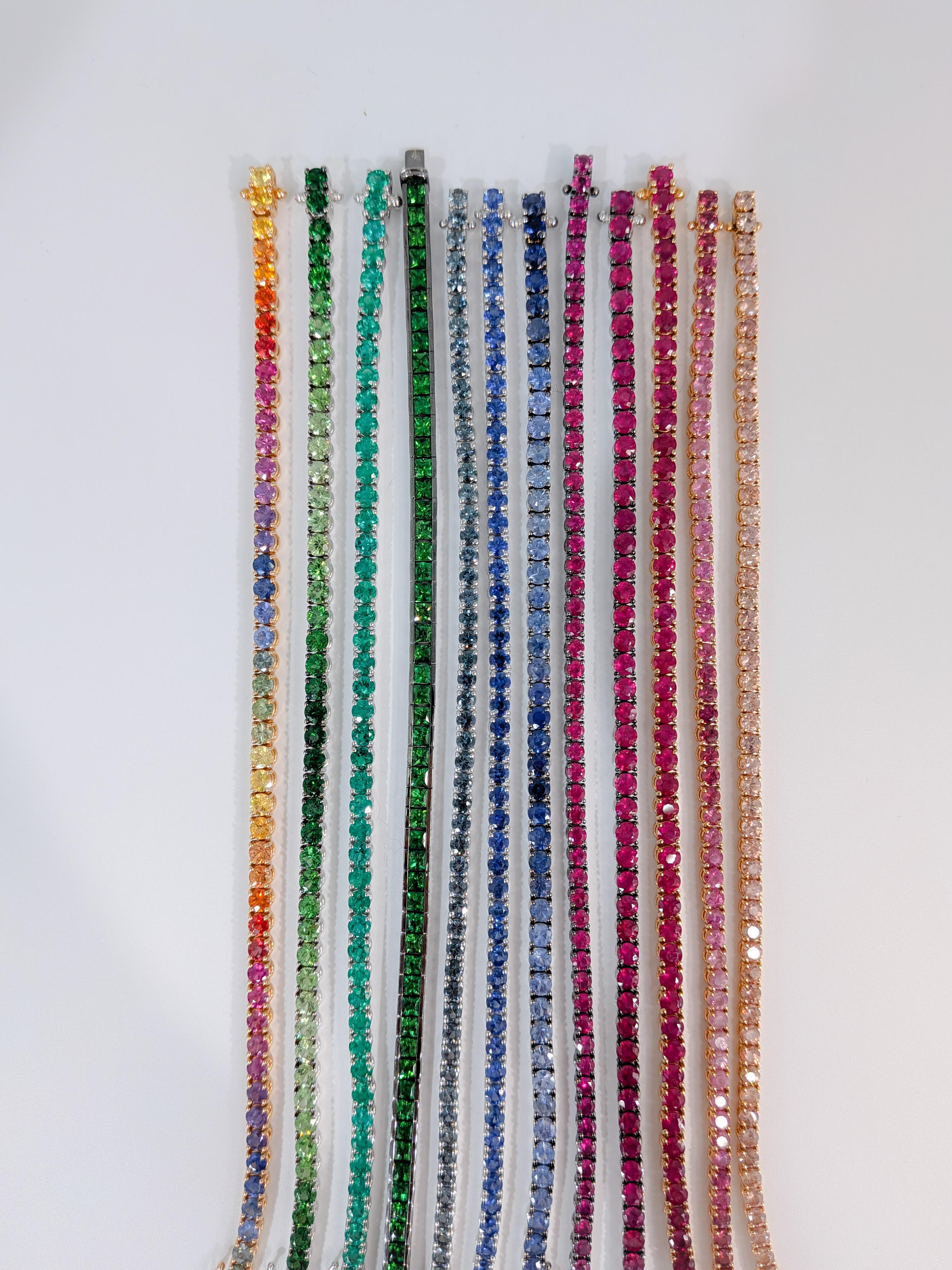 Femenino o masculino 10.25ct Blue Sapphire Color Shade Tennis Bracelet in 18k White Gold 3.5mm MXHM en venta