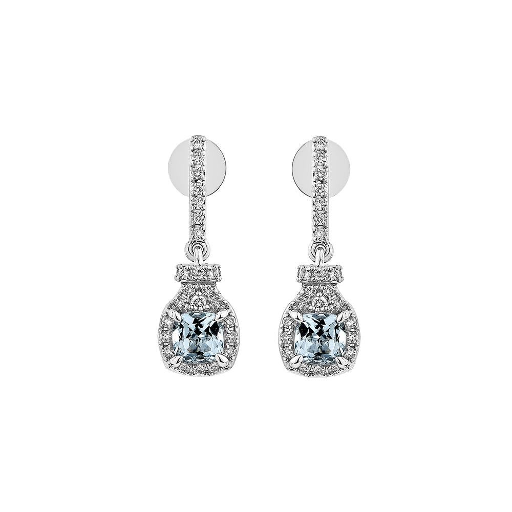 Contemporary 1.026 Carat Aquamarine Drop Earrings in 18Karat White Gold with White Diamond. For Sale