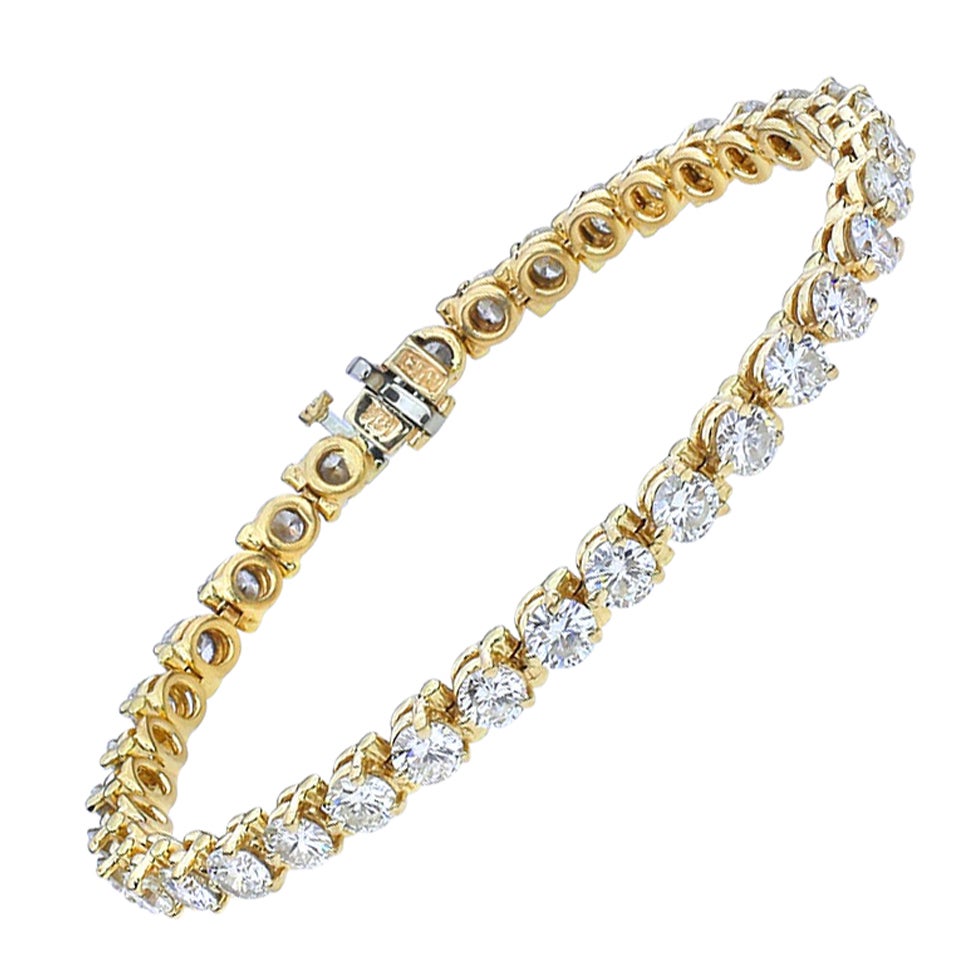 10,26 Karat Gesamtgewicht natürliches Diamant-Tennisarmband aus 14K Gold im Angebot