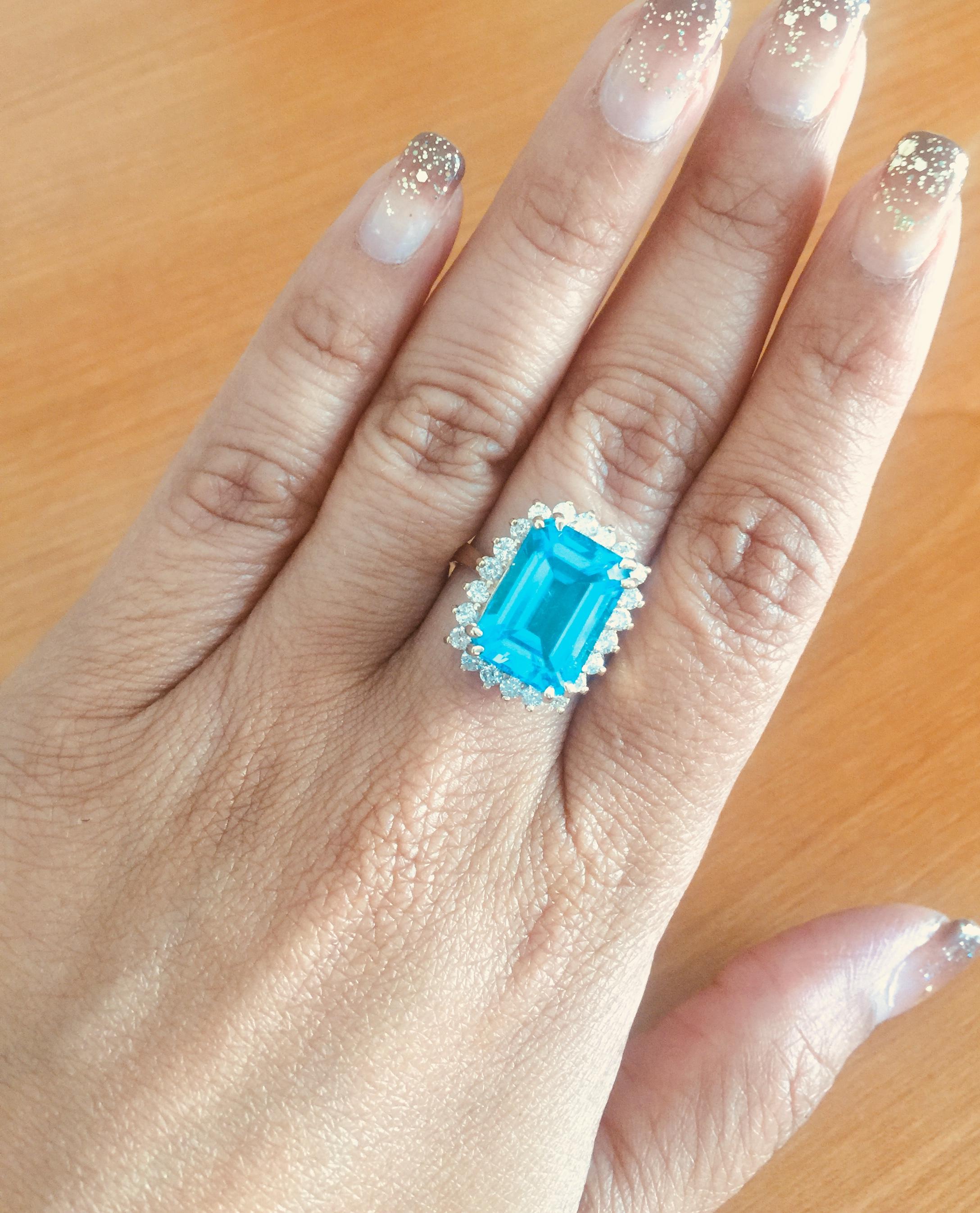 10.28 Carat Yellow Gold Blue Topaz Diamond Ring In New Condition In Los Angeles, CA