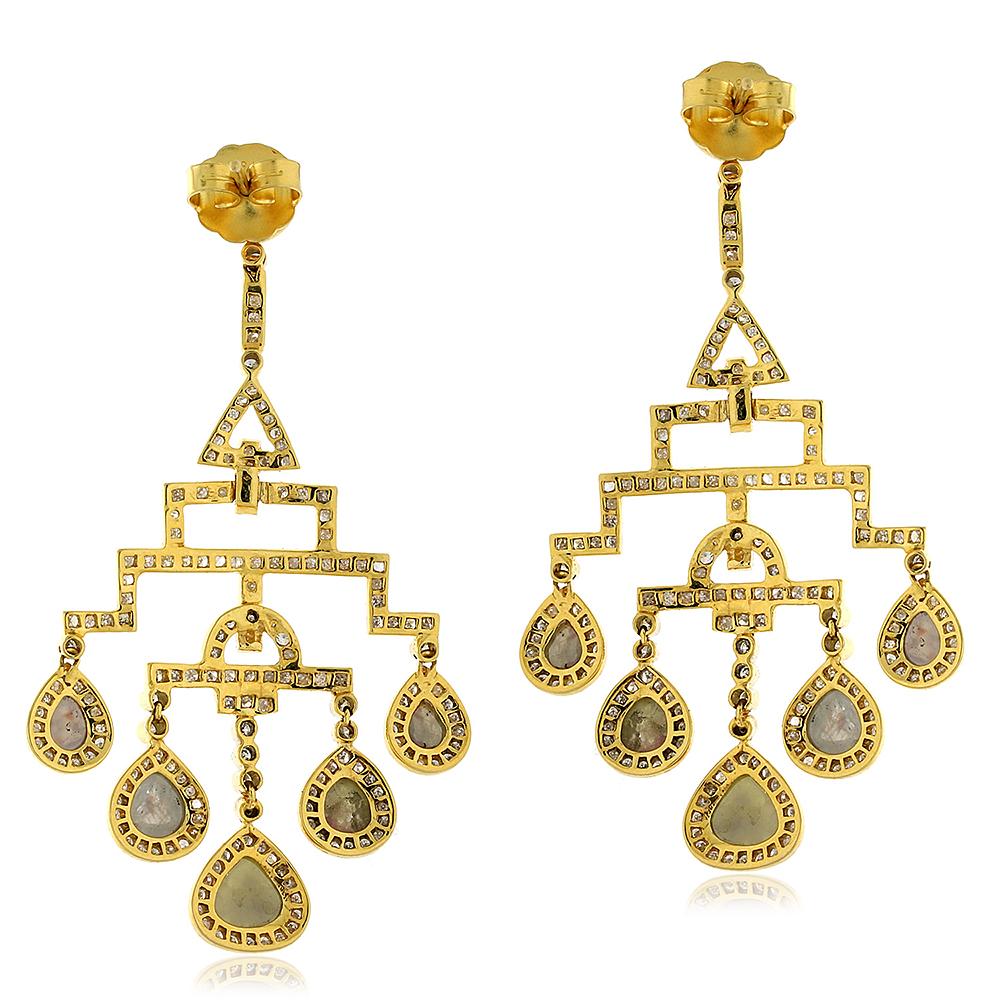 This pretty Chandelier Earring with Ice Diamond in 18K yellow gold will always make you the show stopper of the event.

Closure: Push Post

18k:15.01g
Diamond: 10.2ct