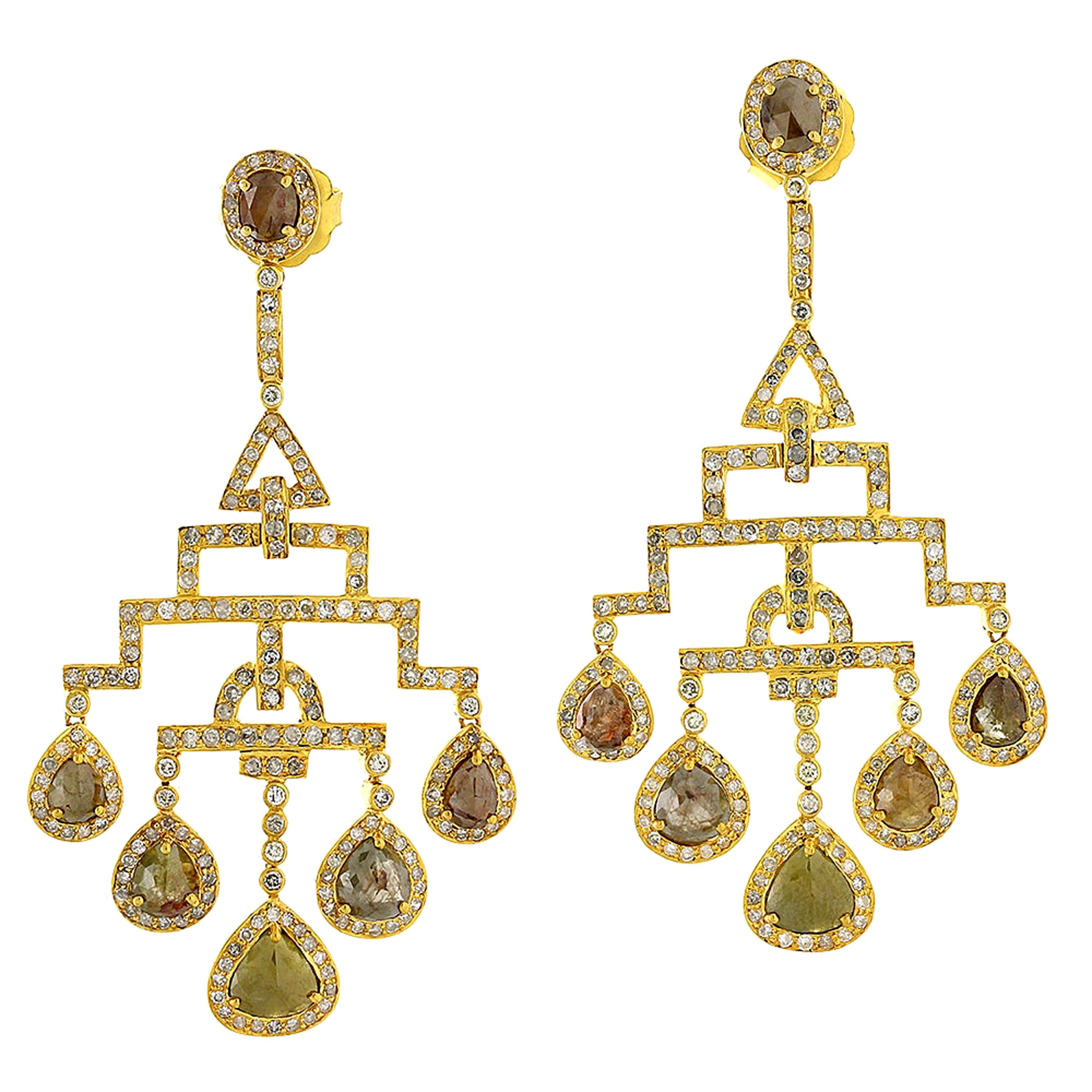 10.2ct Ice Diamond Chandelier Earrings Made in 18K Yellow Gold For Sale