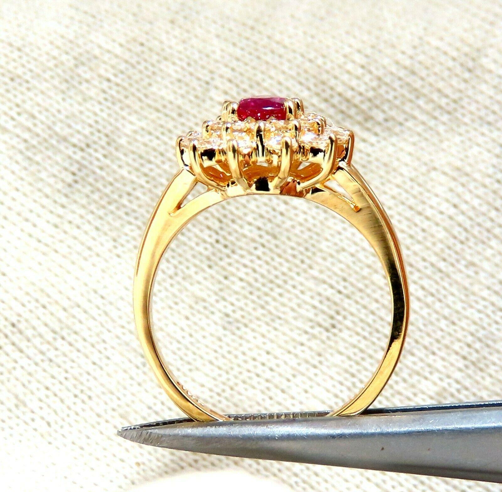 Women's or Men's 1.02 Carat Natural Ruby Diamonds Ring Pear Cluster 14 Karat For Sale
