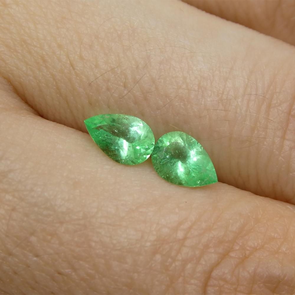 1.02ct Pair Pear Green Emerald from Colombia For Sale 6