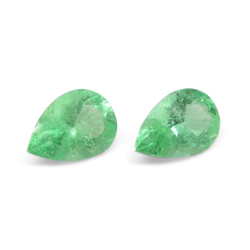 Women's or Men's 1.02ct Pair Pear Green Emerald from Colombia For Sale