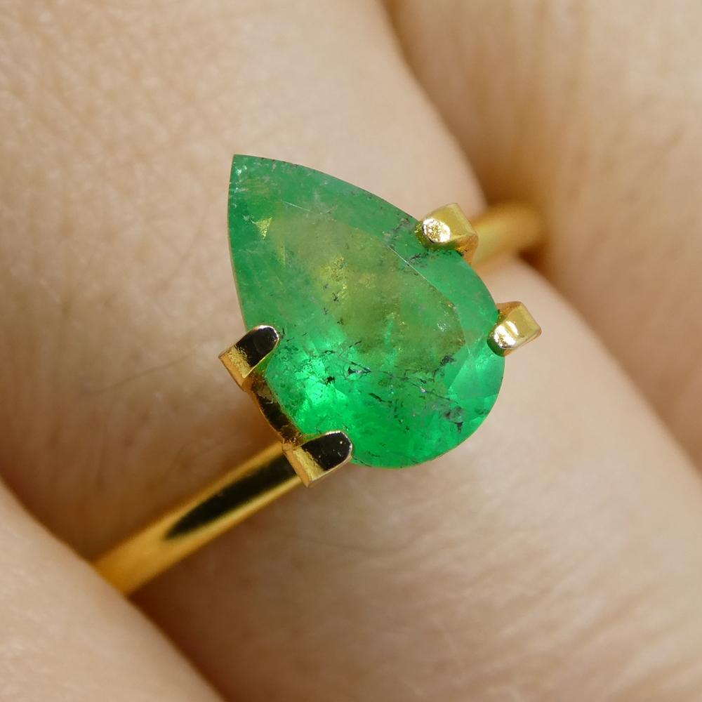 1.02ct Pear Green Emerald from Colombia For Sale 10