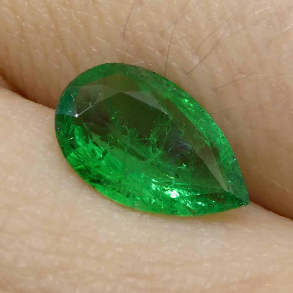 1.02ct Pear Shape Green Emerald from Zambia For Sale 5
