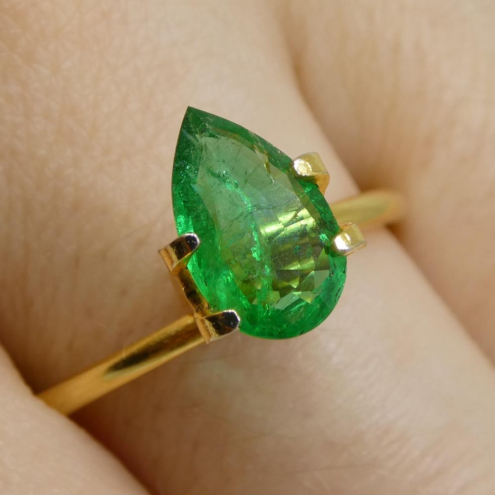 Description:

Gem Type: Emerald
Number of Stones: 1
Weight: 1.02 cts
Measurements: 9.70 x 6.01 x 2.71 mm
Shape: Pear Shape
Cutting Style Crown: Brilliant Cut
Cutting Style Pavilion: Step Cut
Transparency: Transparent
Clarity: Moderately Included: