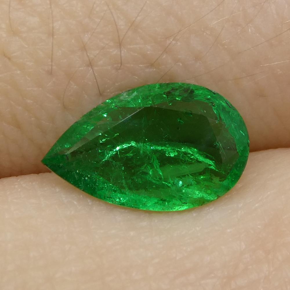 1.02ct Pear Shape Green Emerald from Zambia For Sale 4