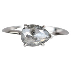 1,02 Karat birnenförmiger Salz- und Pfeffer-Diamant-Verlobungsring, seitlich 14K Gold