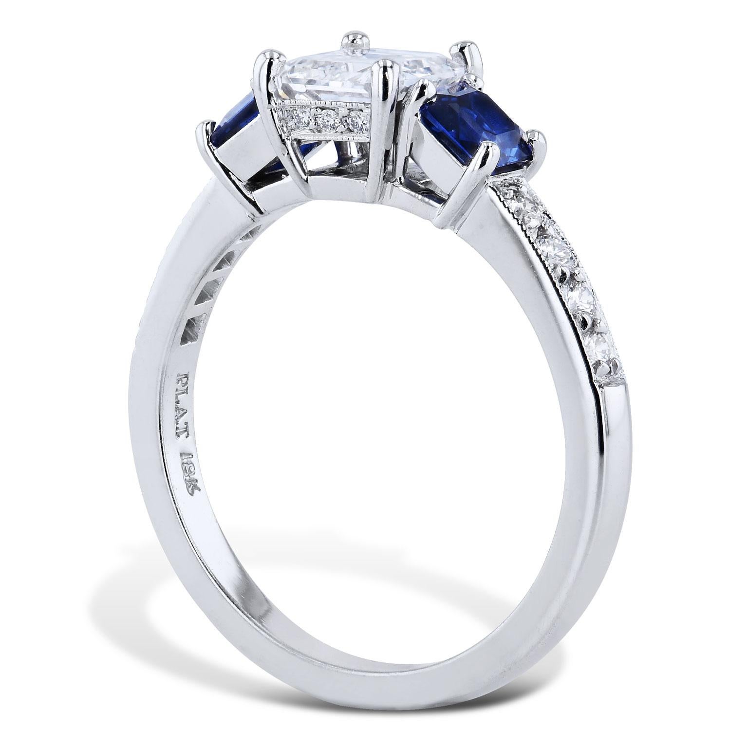 Modern H&H GIA Cert 1.02 Carat Square Emerald Cut Diamond Ring 2 Assher Blue Sapphires For Sale