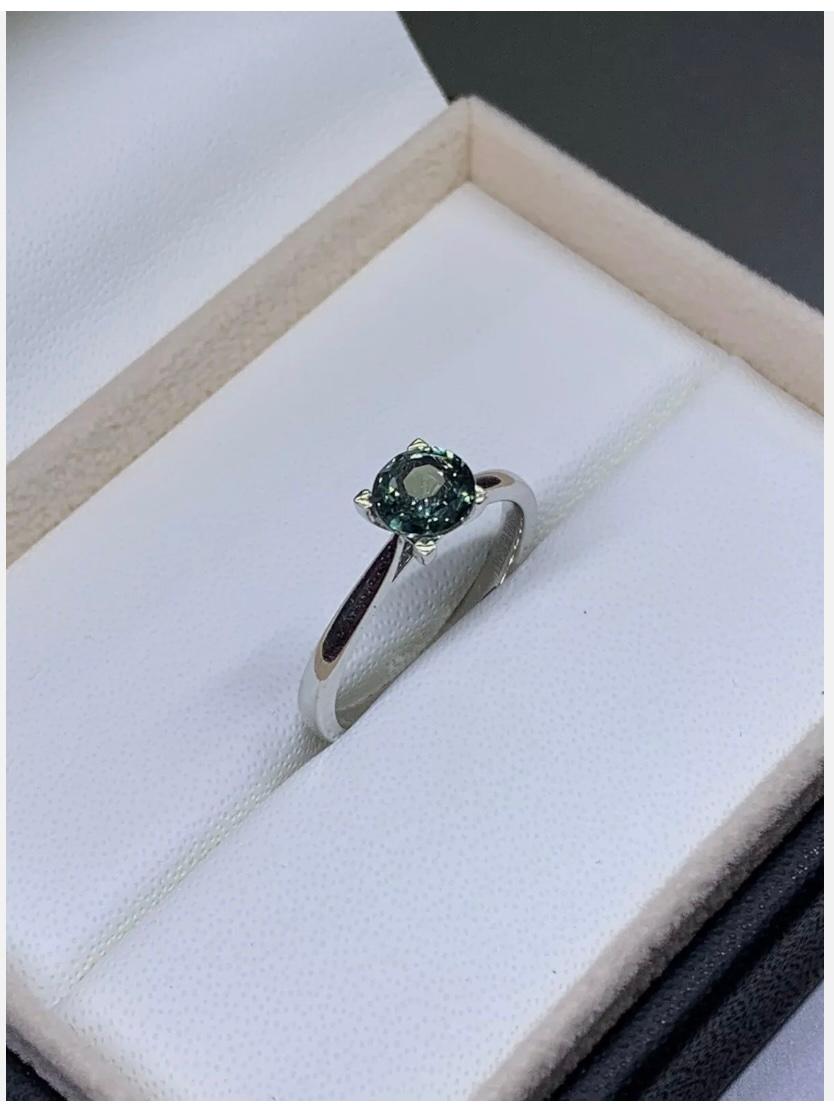 Women's 1.02ct Teal Sapphire Solitaire Engagement Ring 18ct White Gold For Sale
