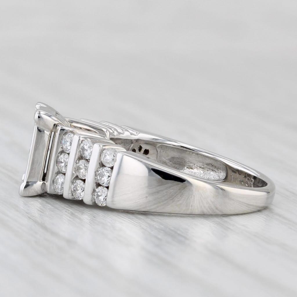 Bague de fiançailles en or blanc 14 carats avec grappe de diamants de 1,02 ctw, taille 5,5 Unisexe en vente