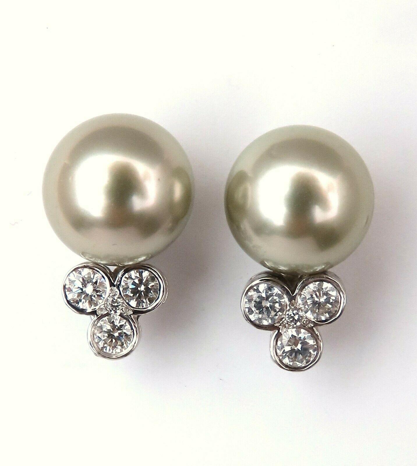 Pistachio Tahitian Pearls .60ct Diamonds Stud Earrings 14kt Gold In New Condition For Sale In New York, NY