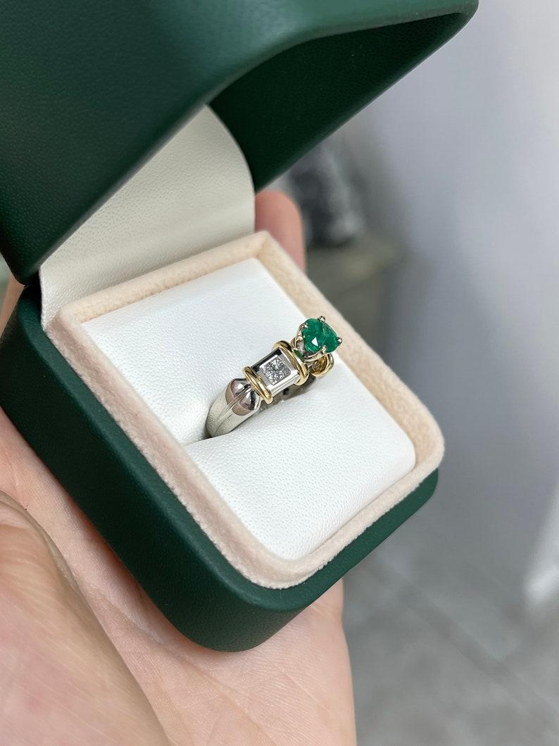 Women's 1.02tcw 18K Round Emerald & Princess Diamond Ring - Rich Green Two-Tone Gold For Sale